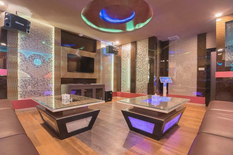 Hotel Reddoorz Near Nagoya Hill Batam Exterior foto
